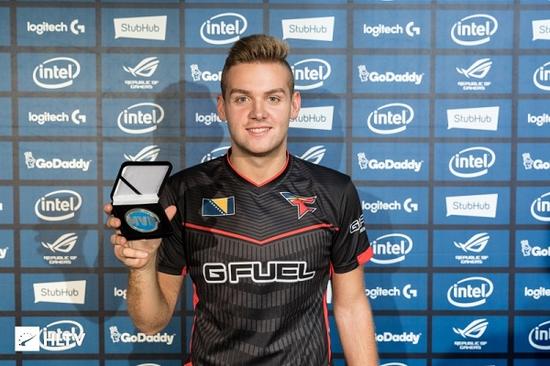 LPL今日数据里程碑预告：Rookie即将达成900出场和3500杀