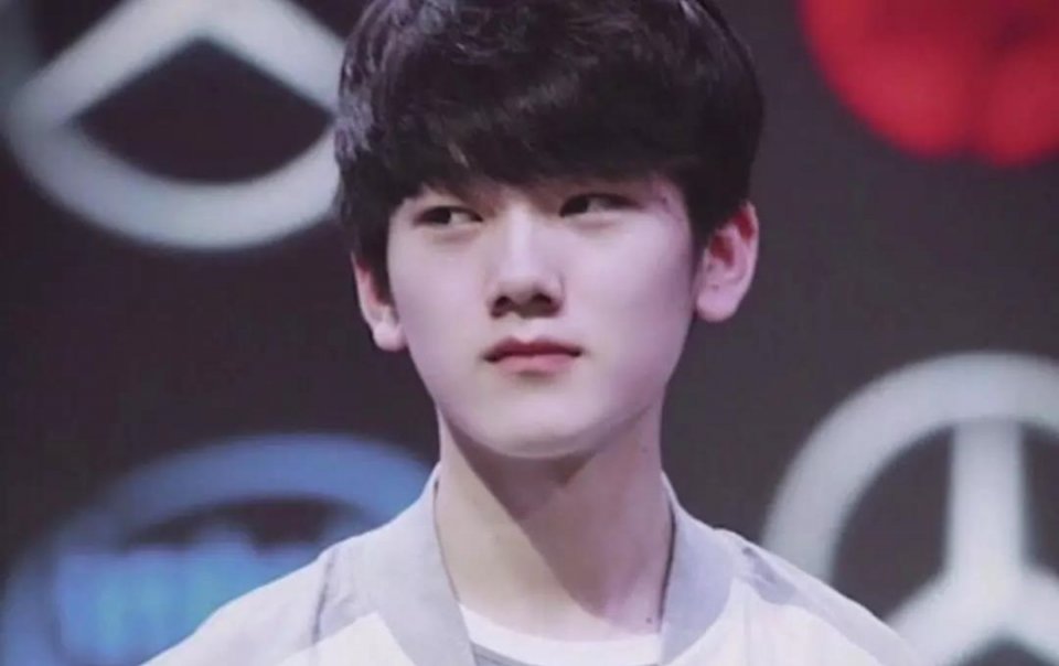 前EG辅助选手IgNar更推求职：我很渴望重返赛场