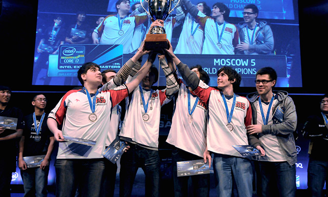 外媒评选第十二周LOL全球战队实力排行：T1、V5保持前二