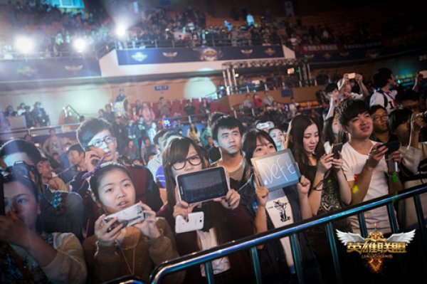 BLG被LPL惩罚？周末黄金档和TT同一档